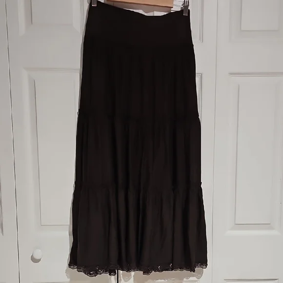 GNW Brown Tiered Maxi Skirt Lace Hem Size Small - Picture 1 of 4